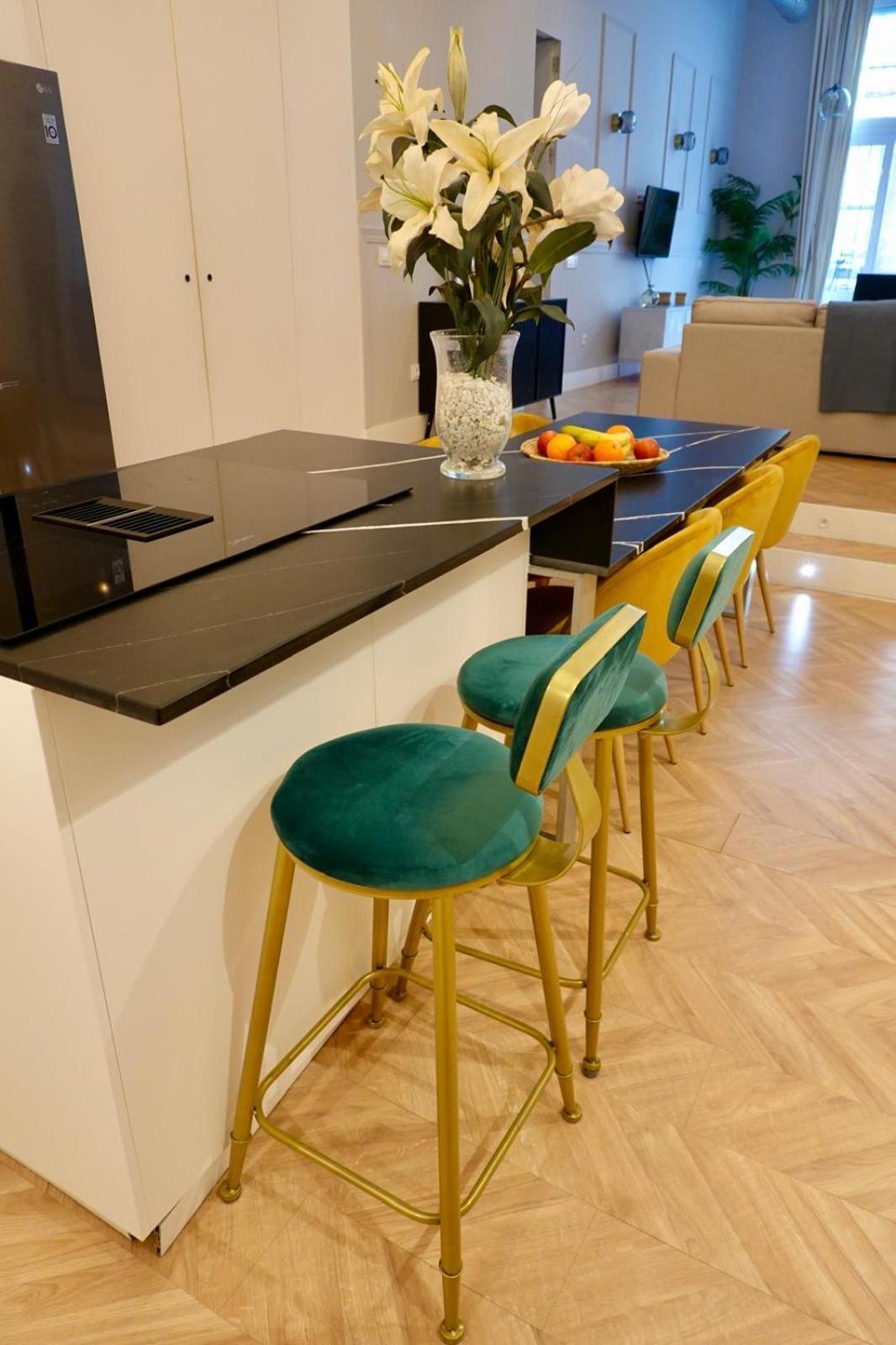Peral Boutique Apartaments เซบีญา ภายนอก รูปภาพ